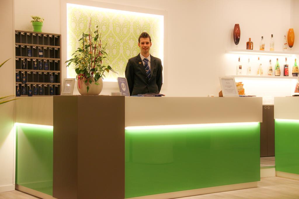 Park Hotel Zaira Cervia Bagian luar foto